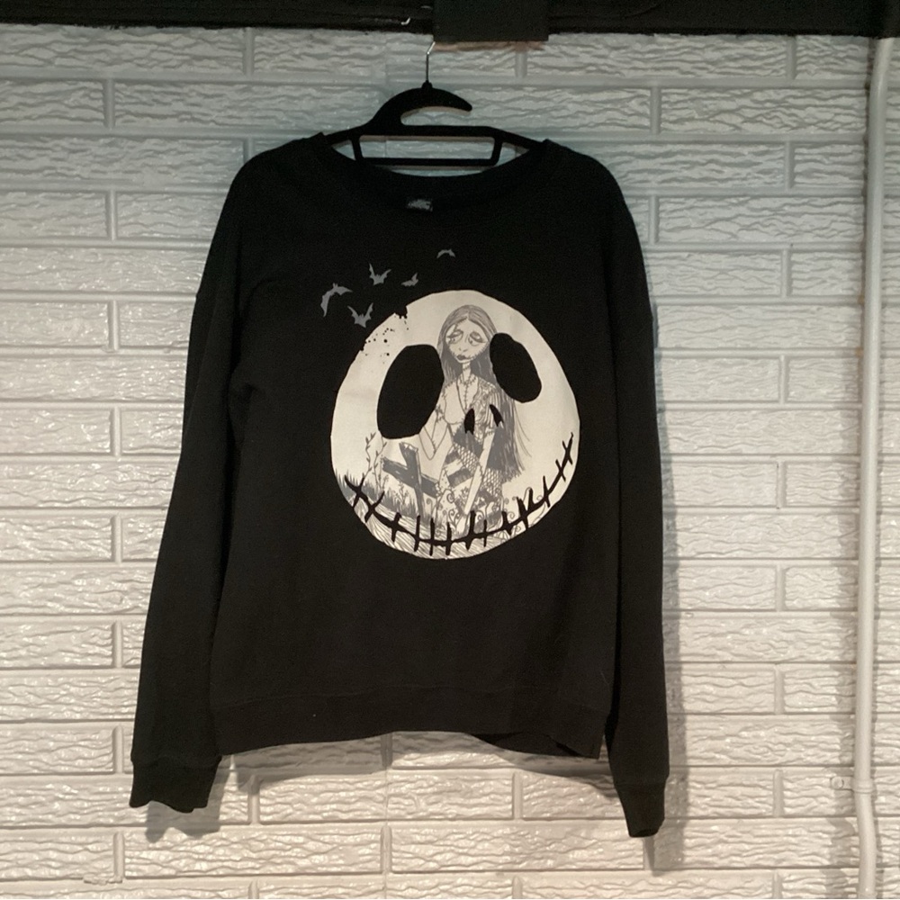 Disney Nightmare Before Christmas Black and White Sweatshirt Women’s XXL